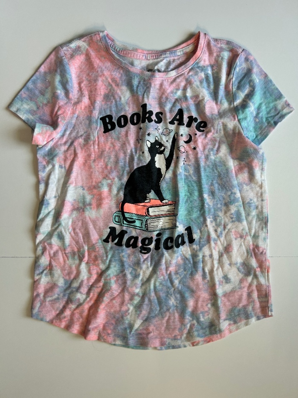 SO The Favorite Tee - Books are Magical
